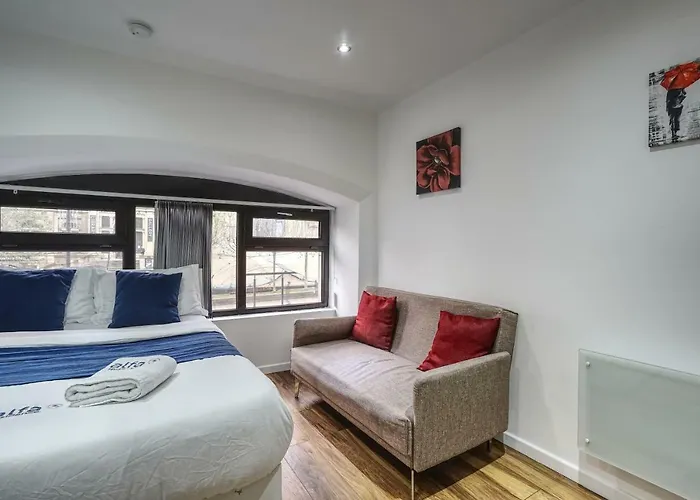 Victoria House Apartments